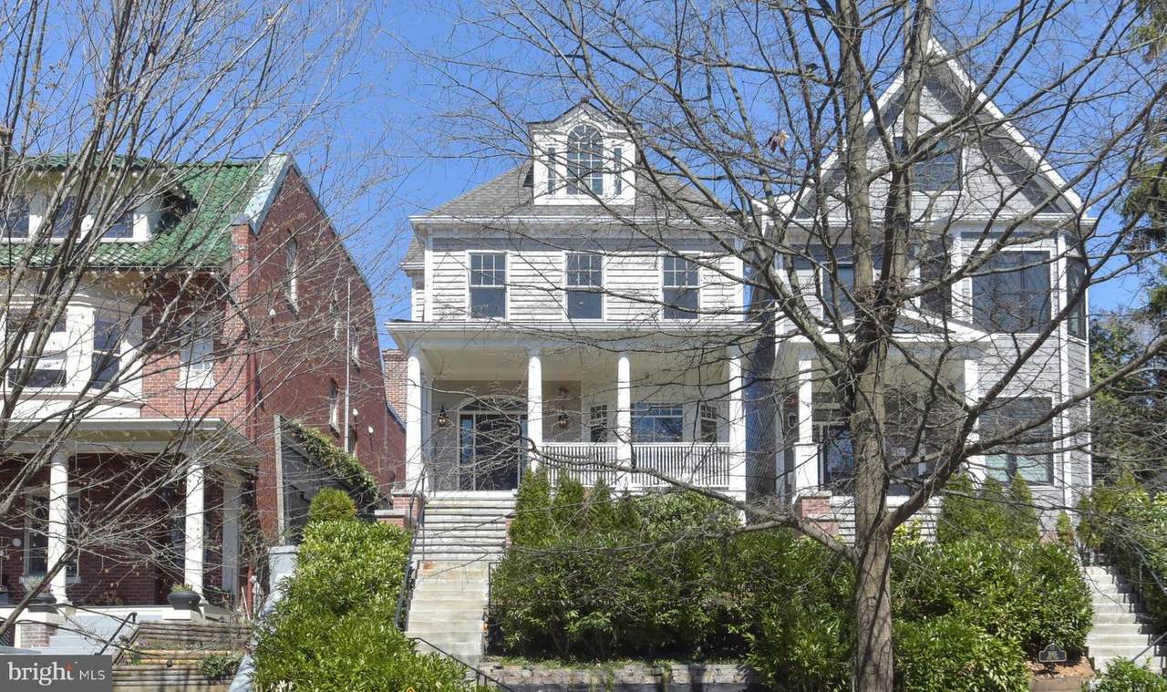 1867 Park Road - Photo 1