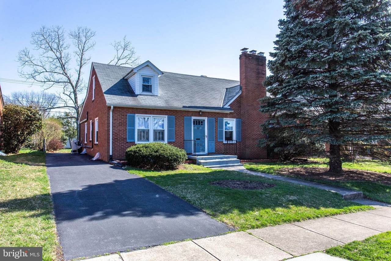 604 Biggs Avenue - Photo 1