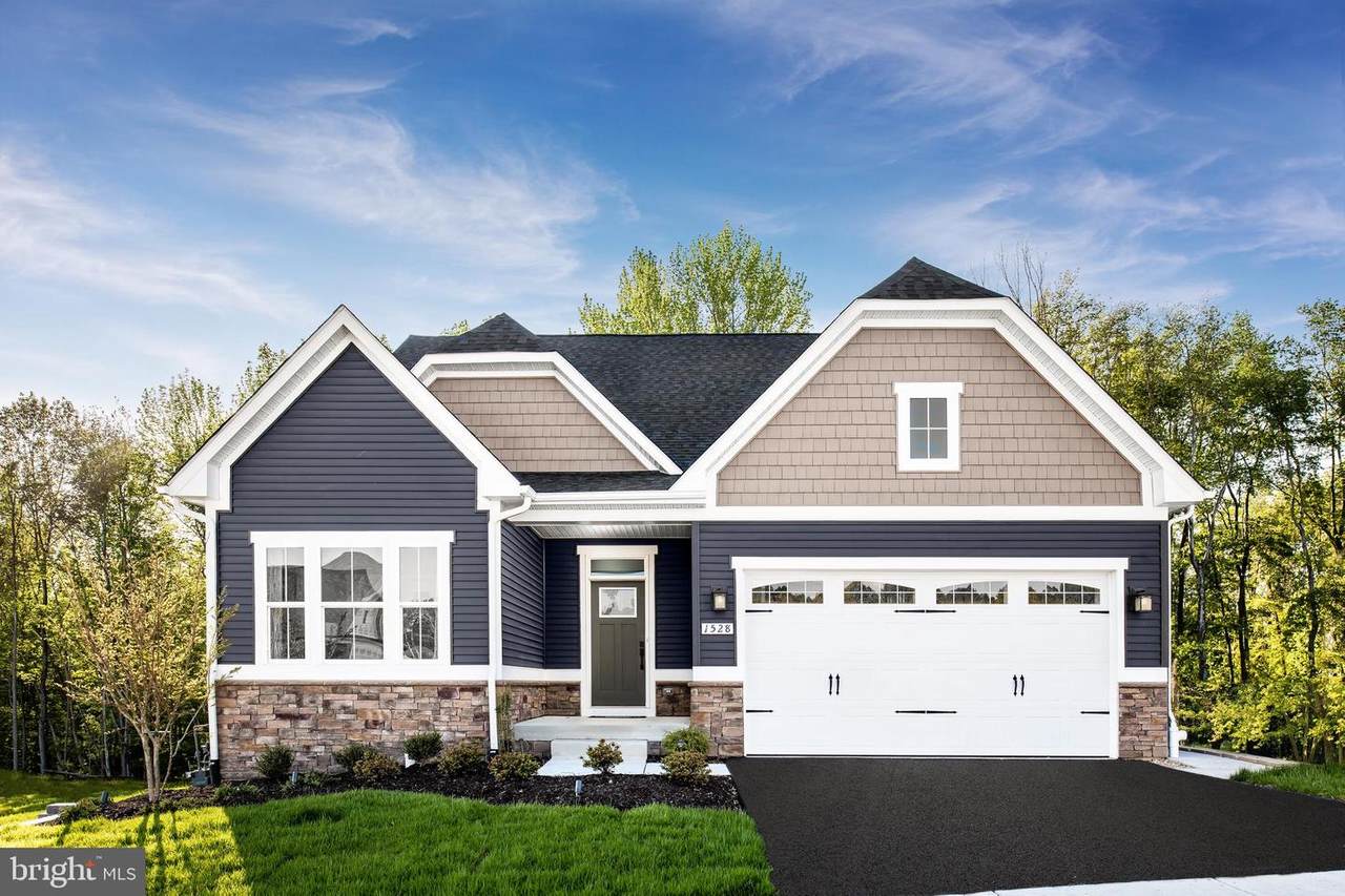 1003 Hood Farm Drive - Photo 1