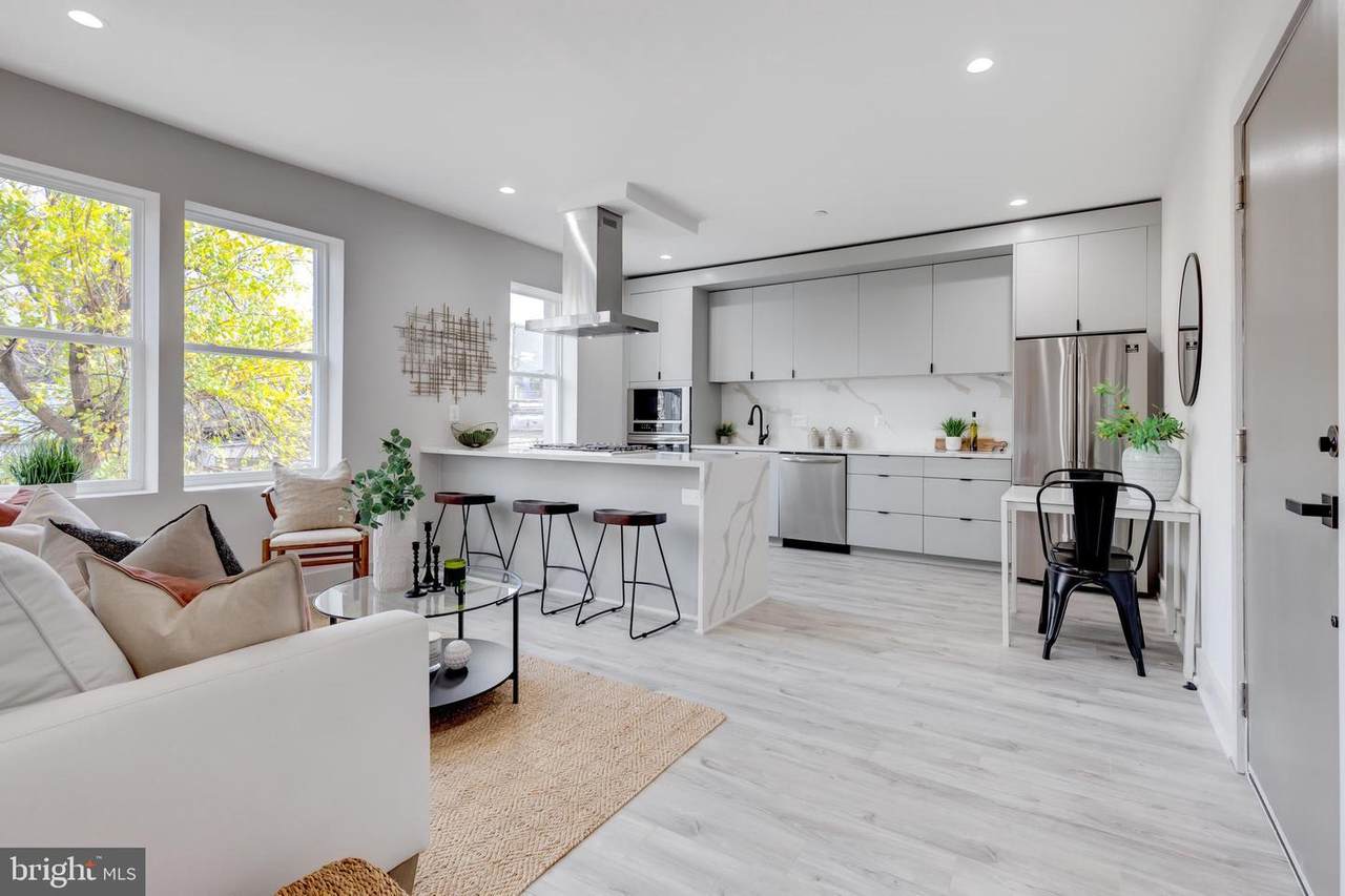 839 Kennedy Street - Photo 1