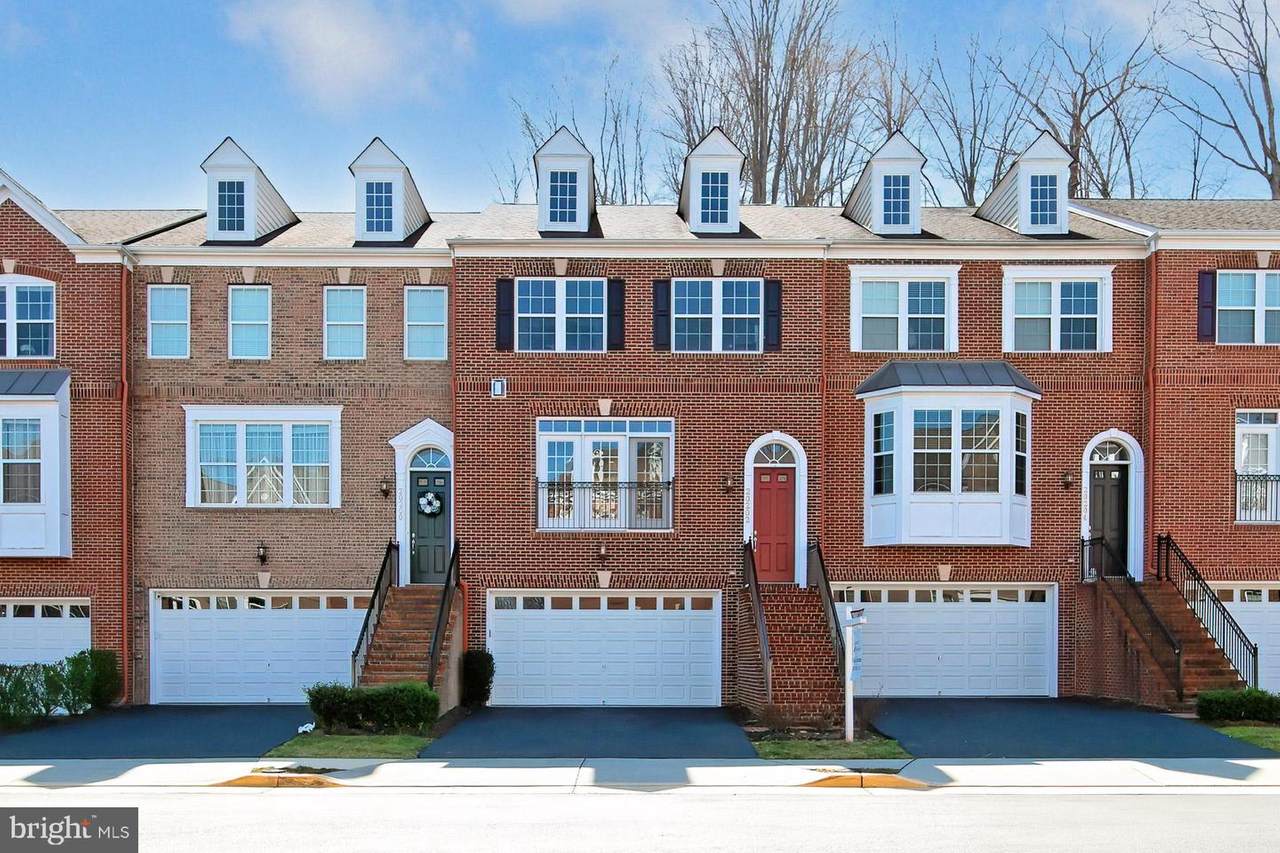 20202 Center Brook Square - Photo 1