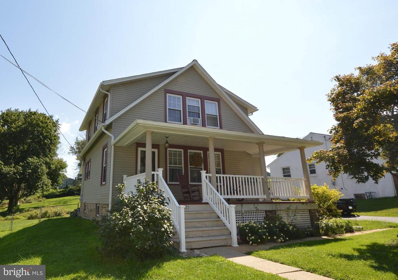 221 Prospect Avenue - Photo 1