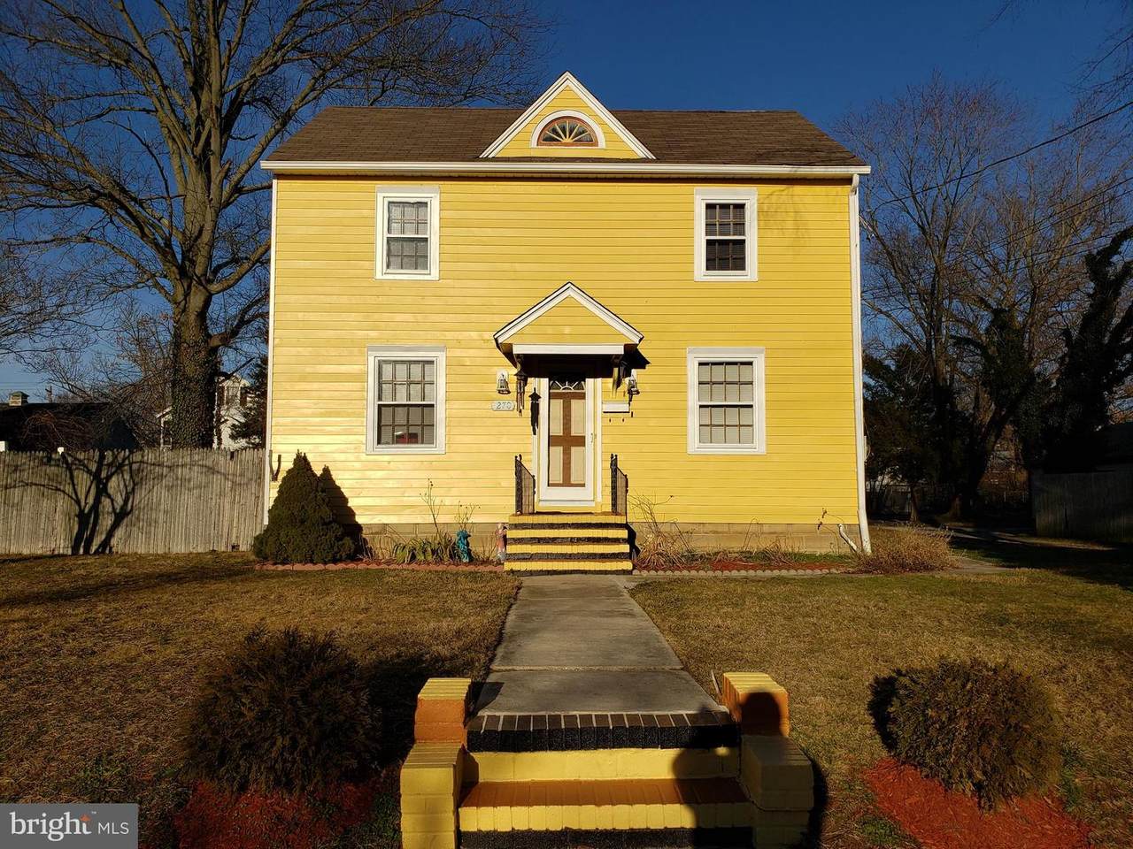270 Fenwick Avenue - Photo 1