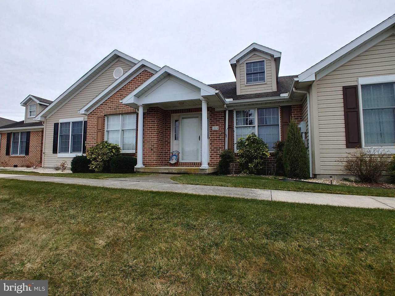 1514 Spring Side Drive - Photo 1