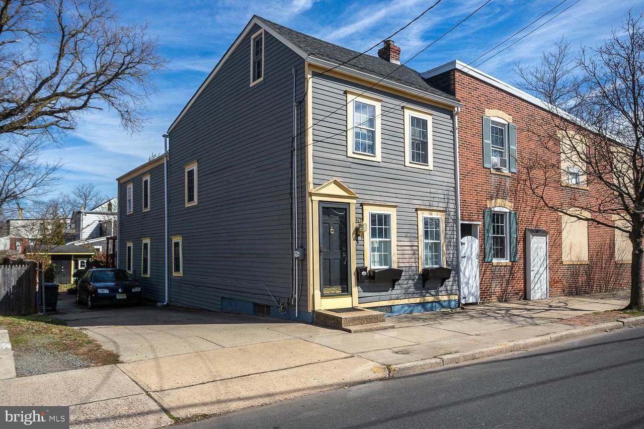 147 2ND Street - Photo 1