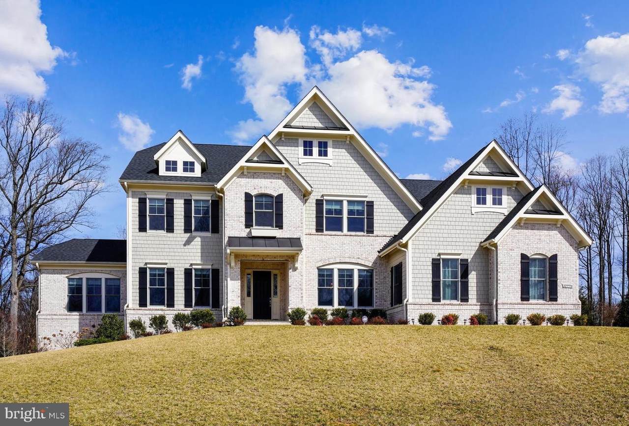 10996 Tradewind Court - Photo 1