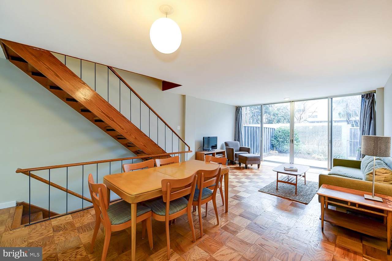 353 O Street - Photo 1
