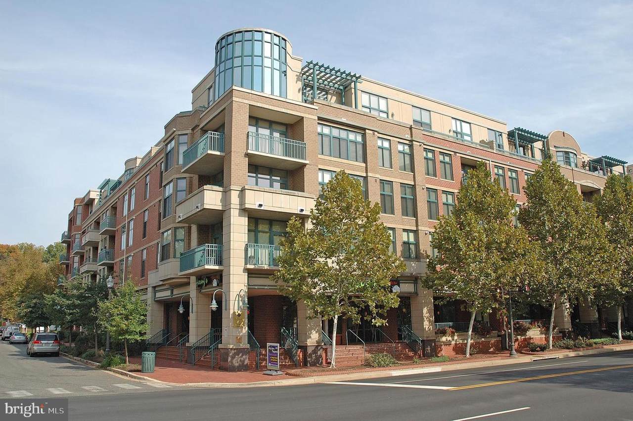 502 Broad Street - Photo 1