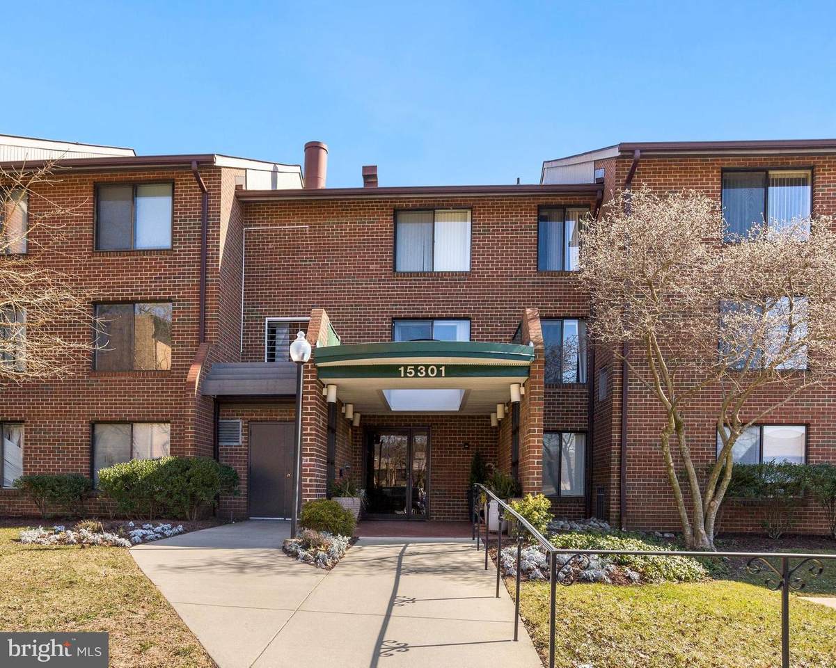 15301 Beaverbrook Court - Photo 1