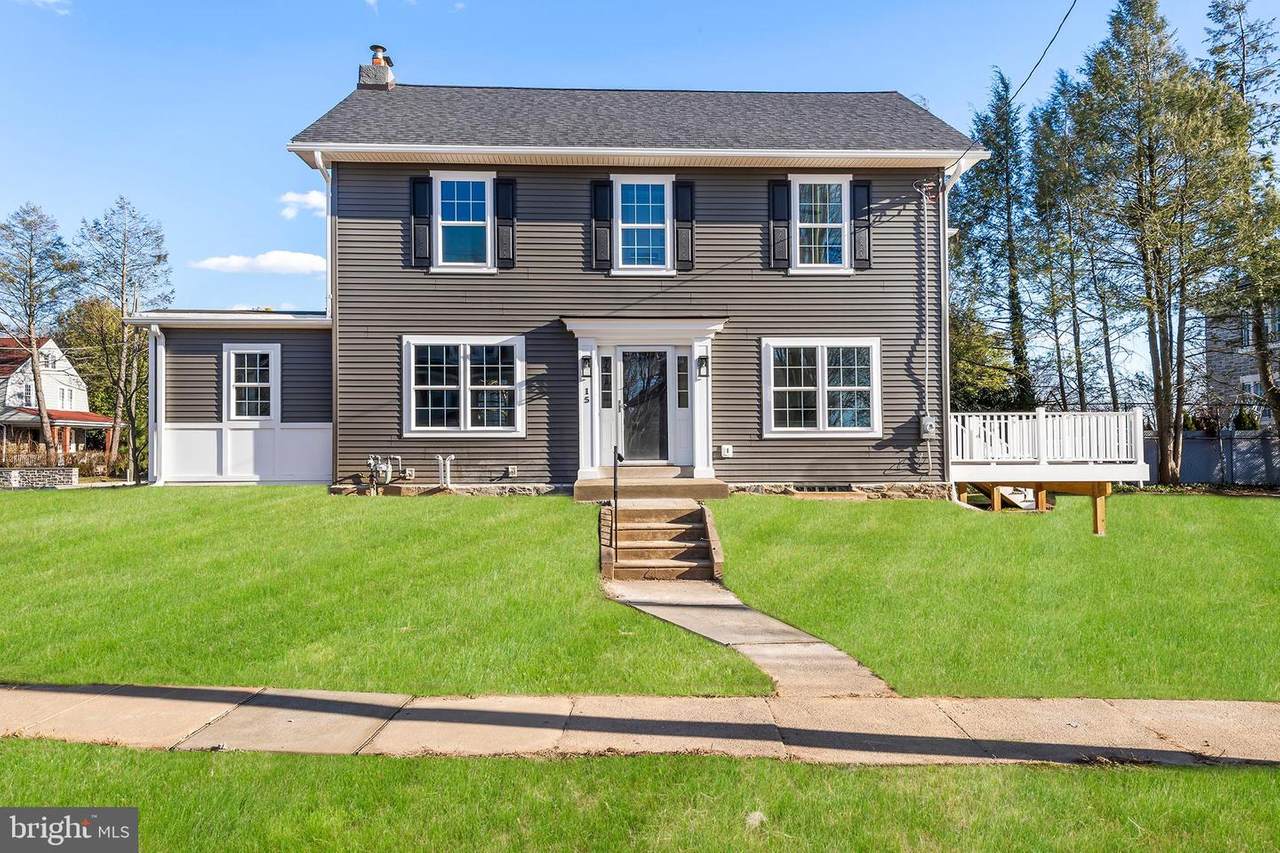 15 Llandillo Road - Photo 1