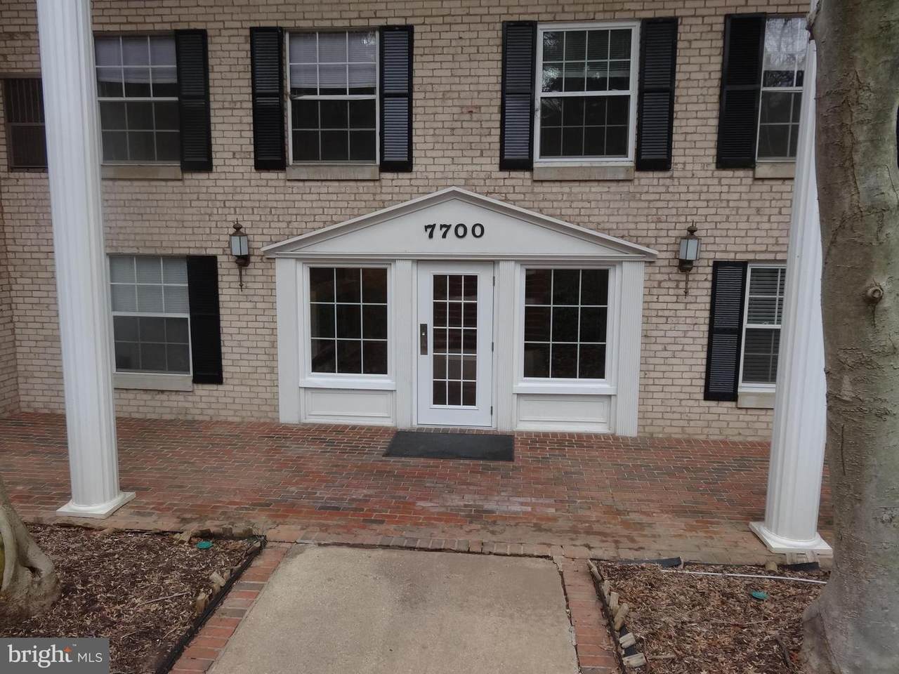 7700 Tremayne Place - Photo 1