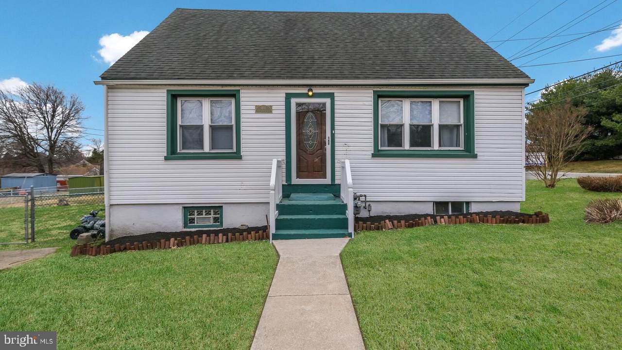 401 Dutton Mill Road - Photo 1