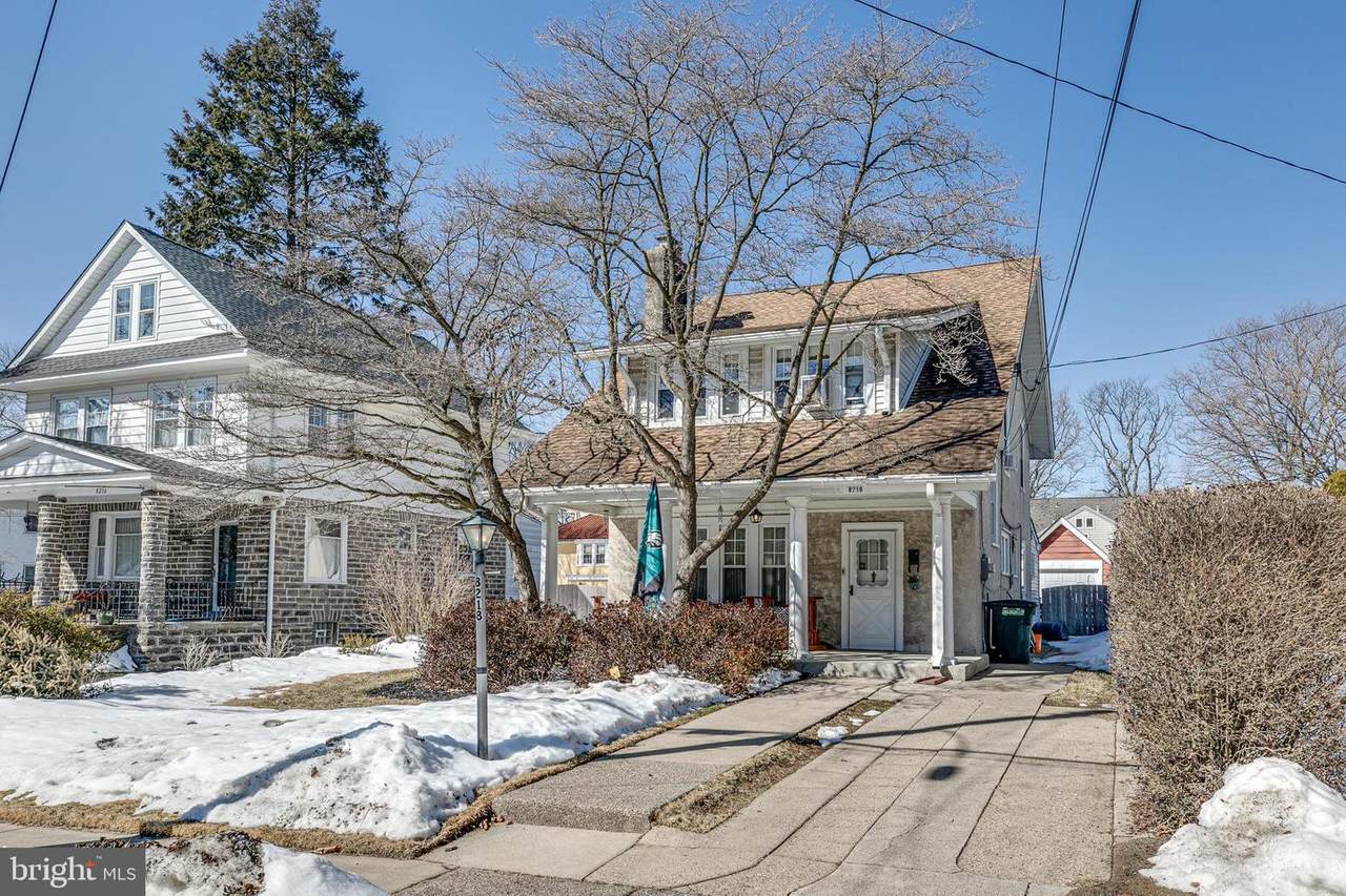 8218 Cadwalader Avenue - Photo 1