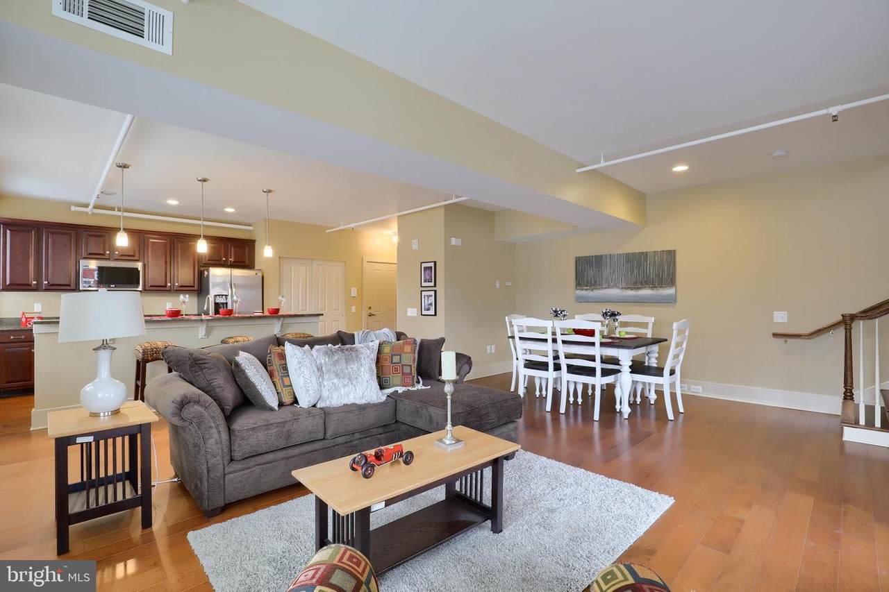 145 King Street - Photo 1