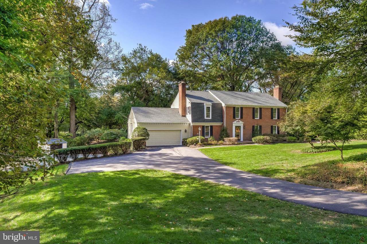 925 Rolandvue Road - Photo 1