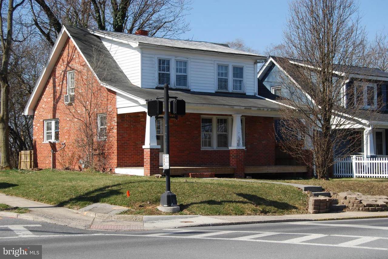 923 Cork Street - Photo 1