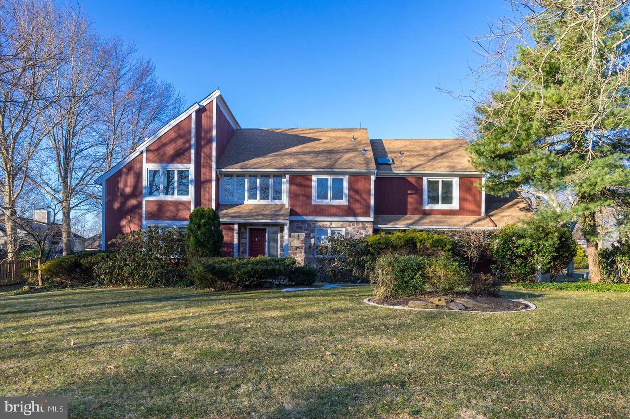 13 Woodfield Lane - Photo 1