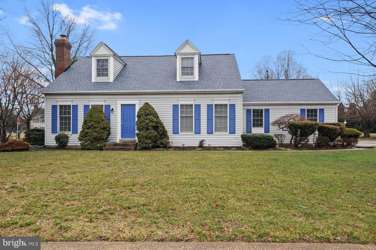 401 Falcon Drive - Photo 1