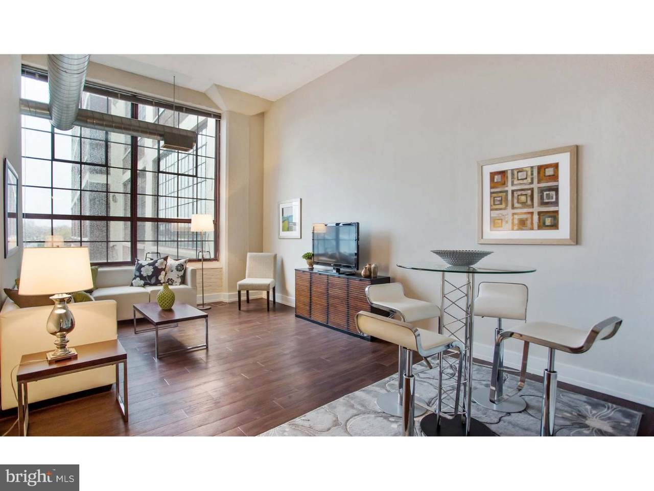 201 25TH Street - Photo 1