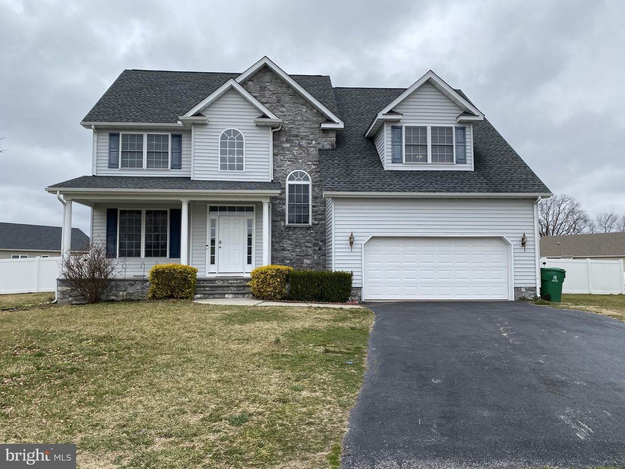 45 Peggy Court - Photo 1