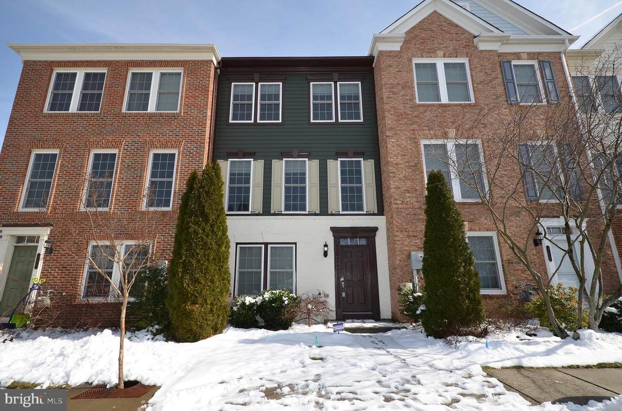 155 Great Laurel Square - Photo 1