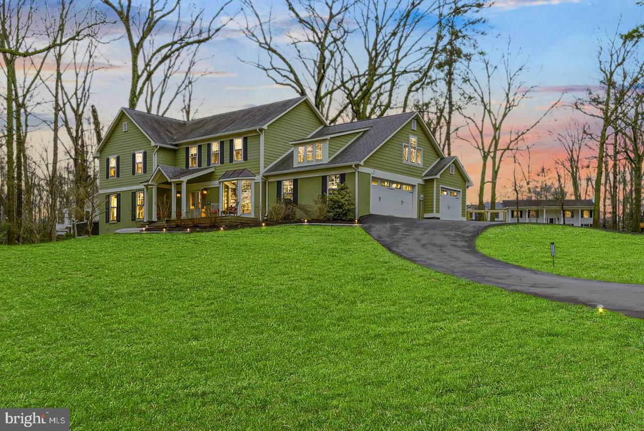 12101 Thoroughbred Road - Photo 1