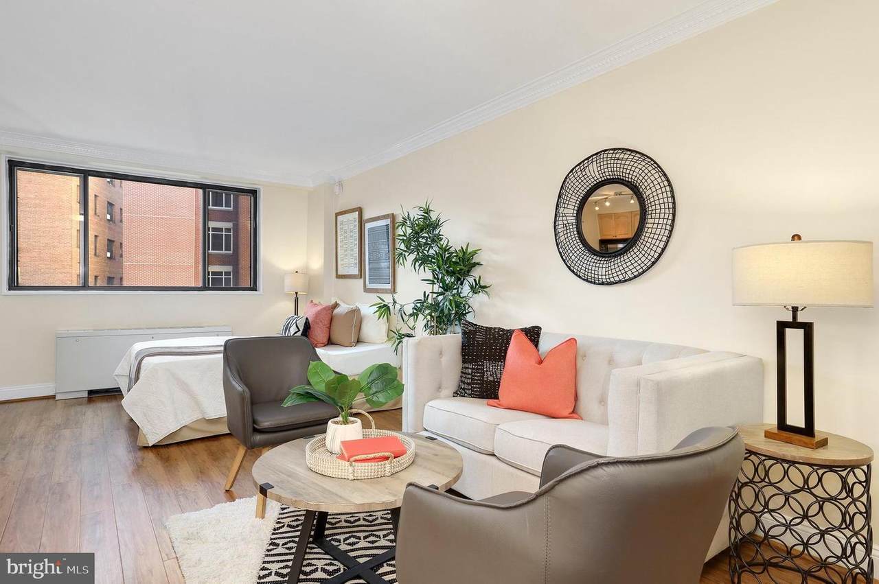 1420 N Street - Photo 1