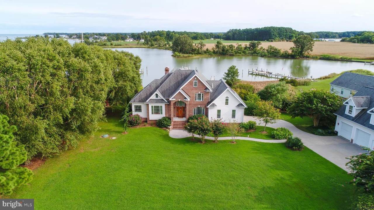 318 Kingscote Dr. - Photo 1