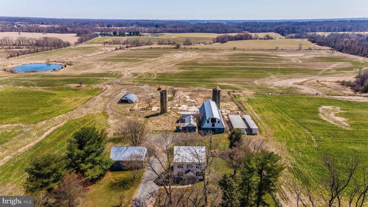 20311 Beallsville Road - Photo 1