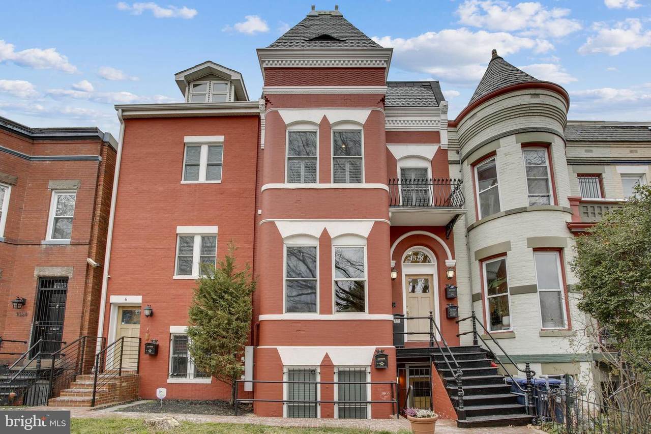 1328 Maryland Avenue - Photo 1