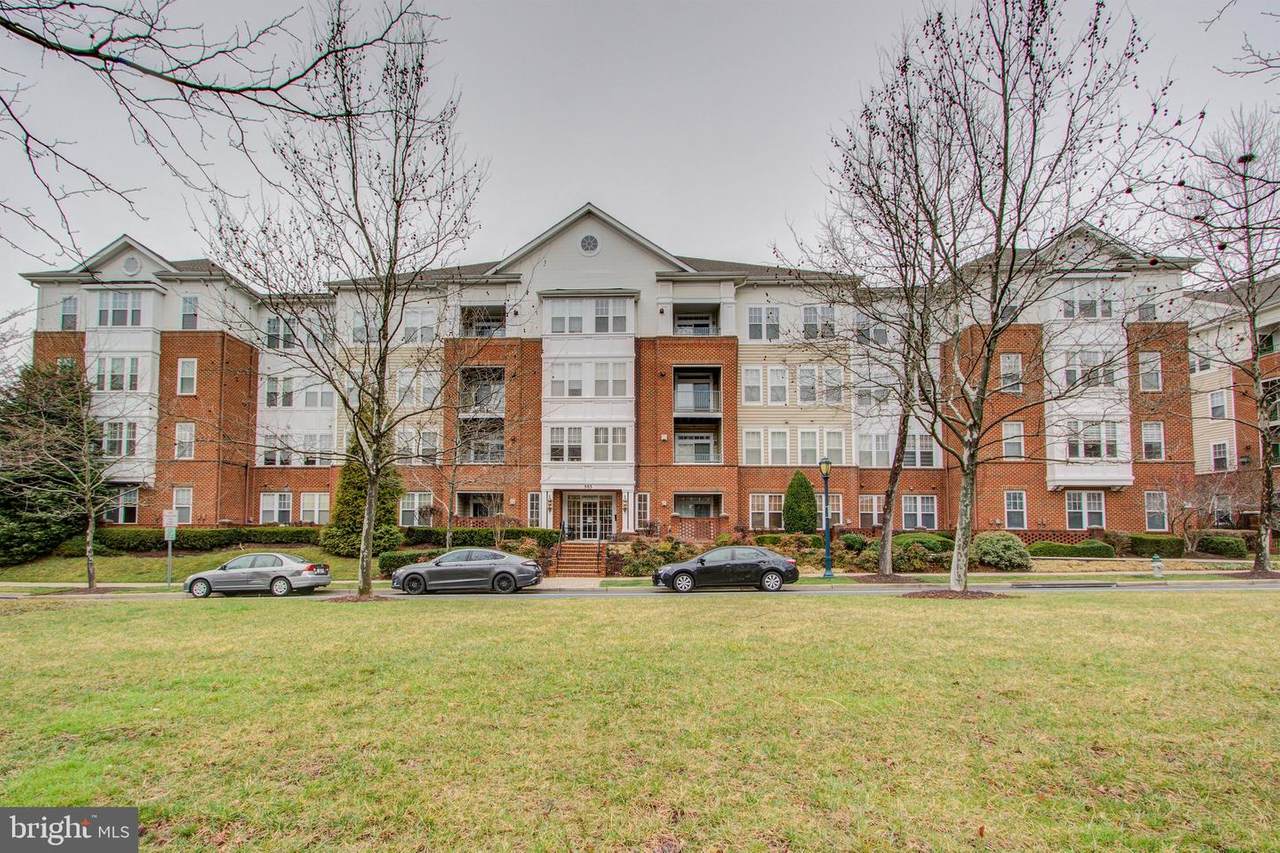 503 King Farm Boulevard - Photo 1