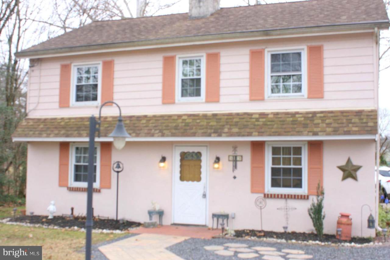 809 River Road - Photo 1