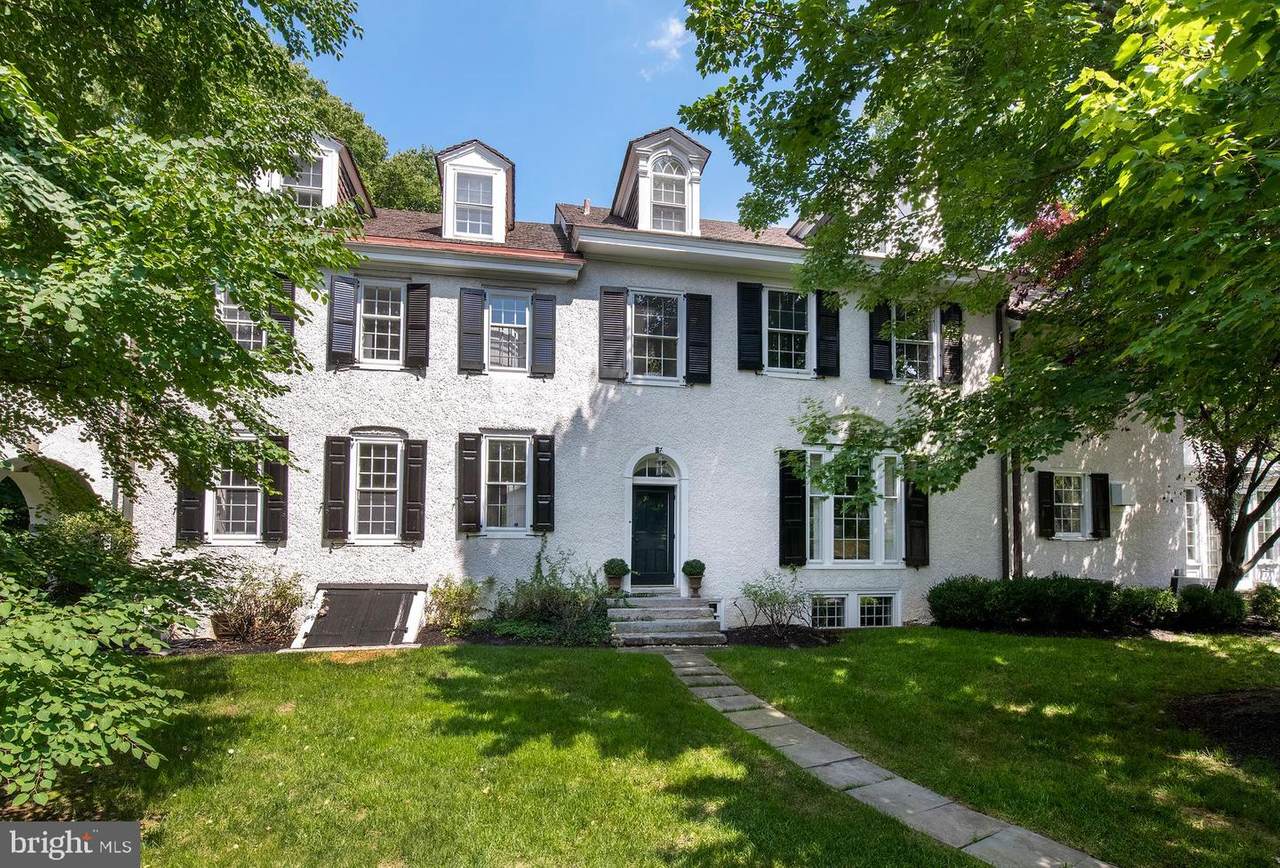 158 Vassar Circle - Photo 1