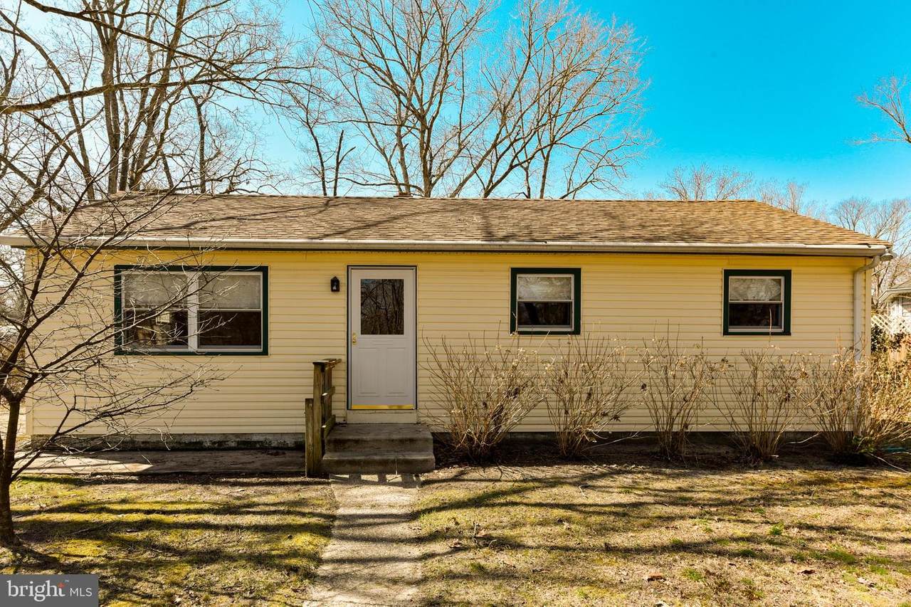 105 Delwyn Lane - Photo 1