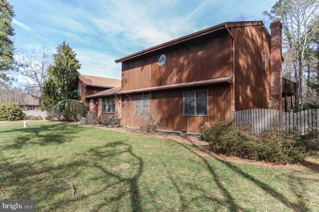 2490 Medford Road - Photo 1