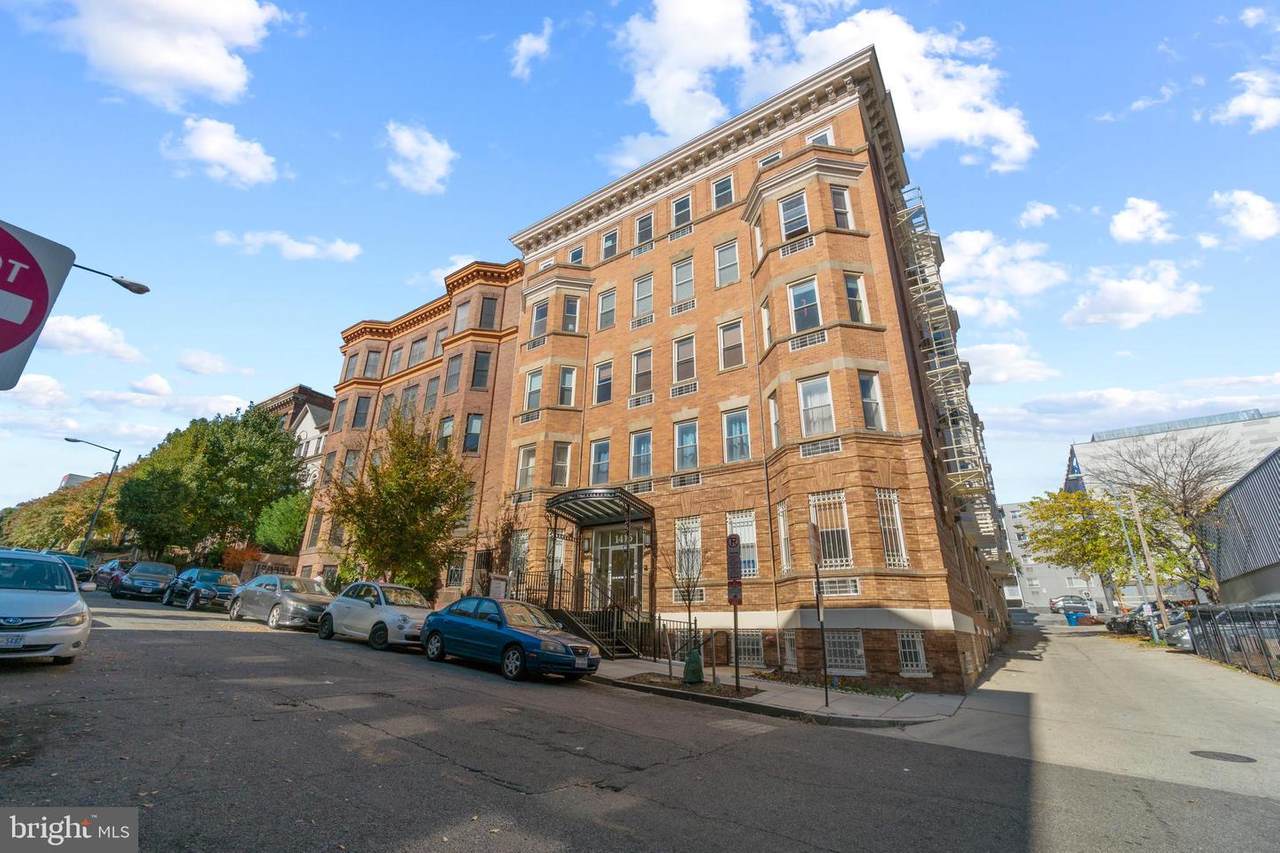 1415 Chapin Street - Photo 1