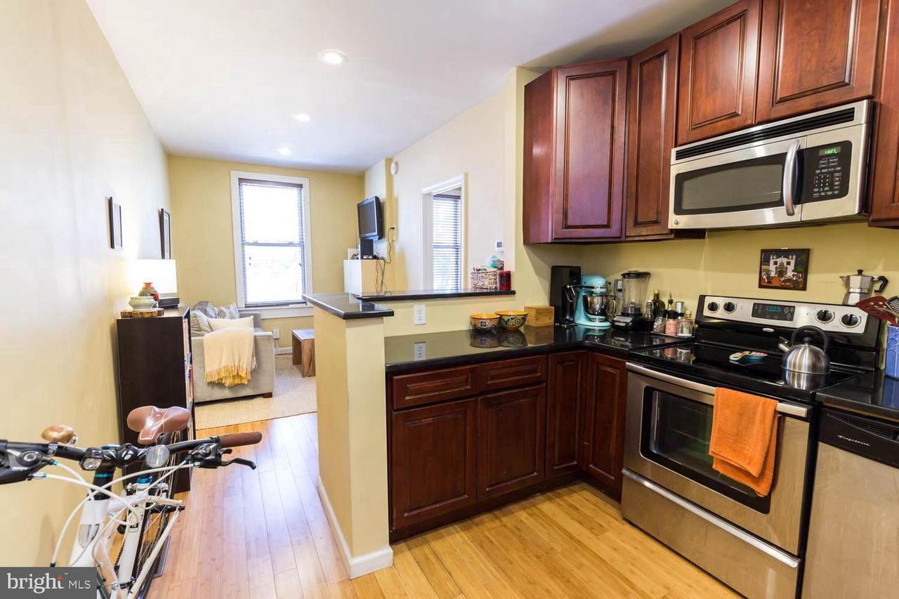 619 16TH Street - Photo 1