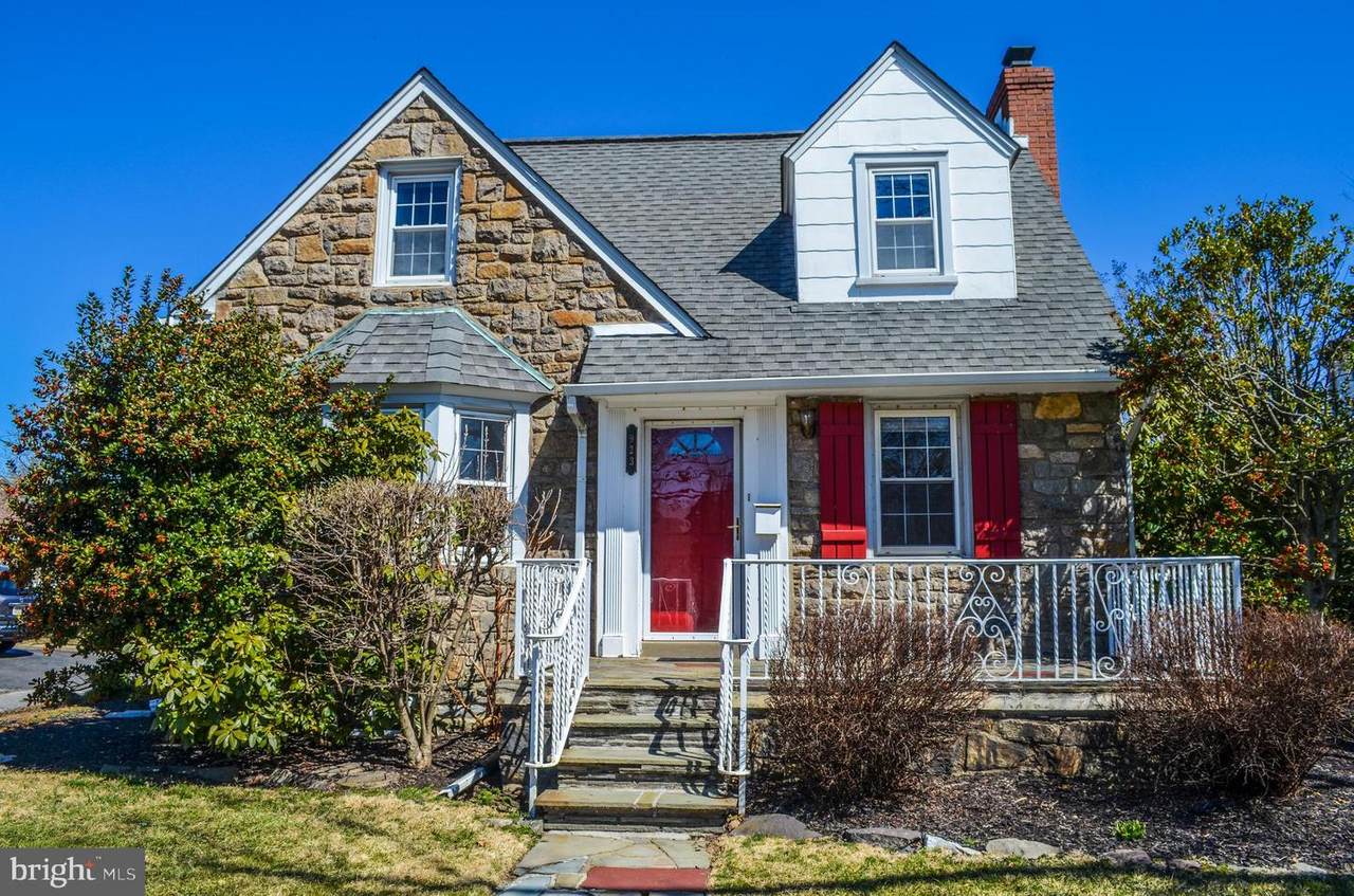 923 Providence Road - Photo 1