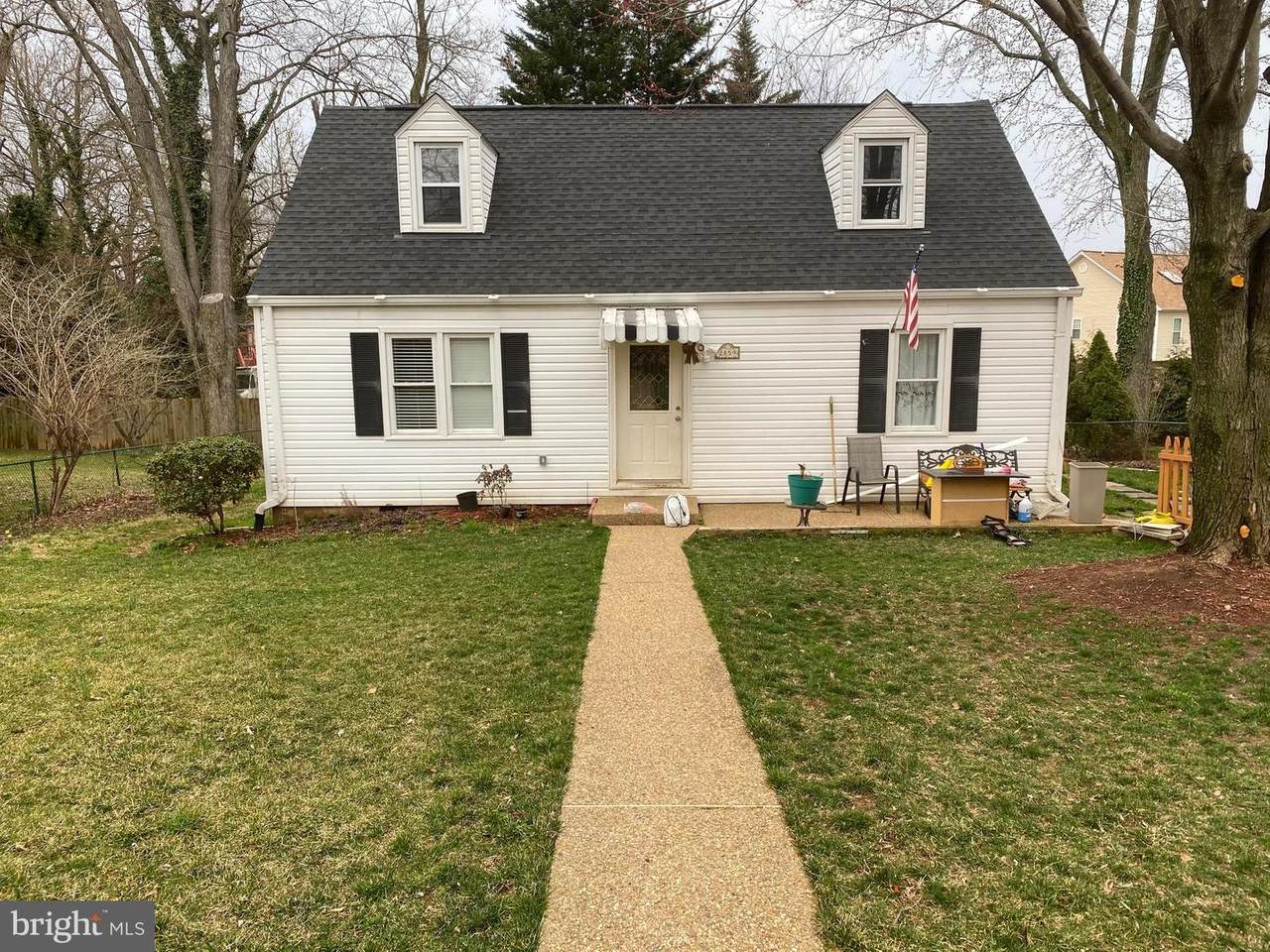 2859 Oak Knoll Drive - Photo 1