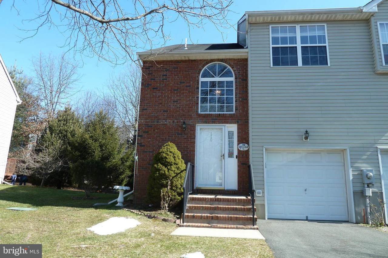 110 Petal Lane - Photo 1