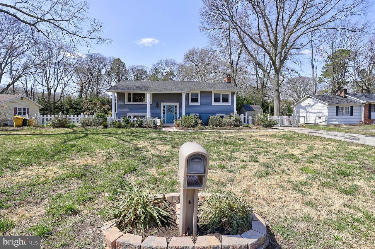 220 Hickory Point Road - Photo 1