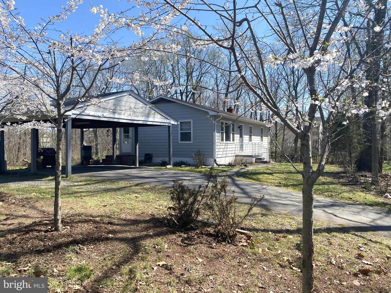 8283 Saint Marys Lane - Photo 1