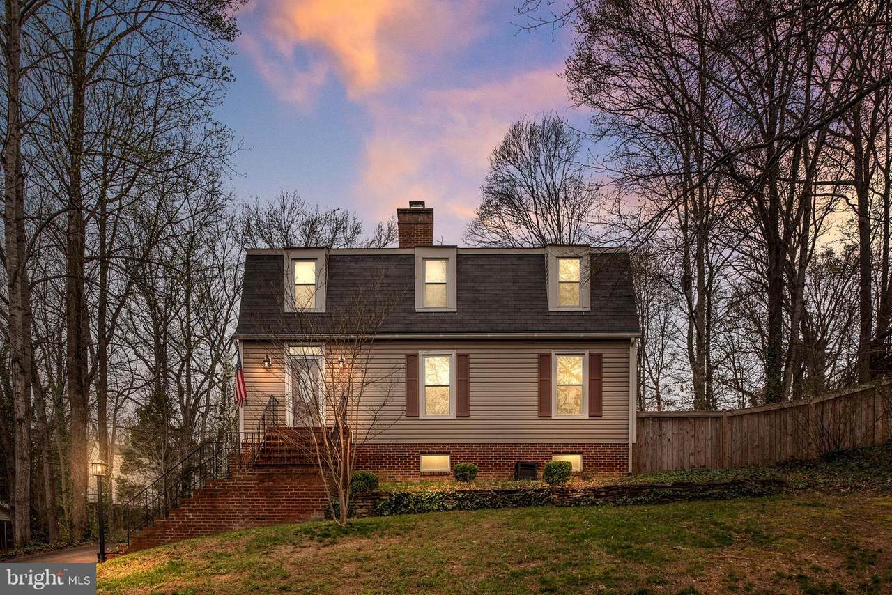 15 Seneca Terrace - Photo 1
