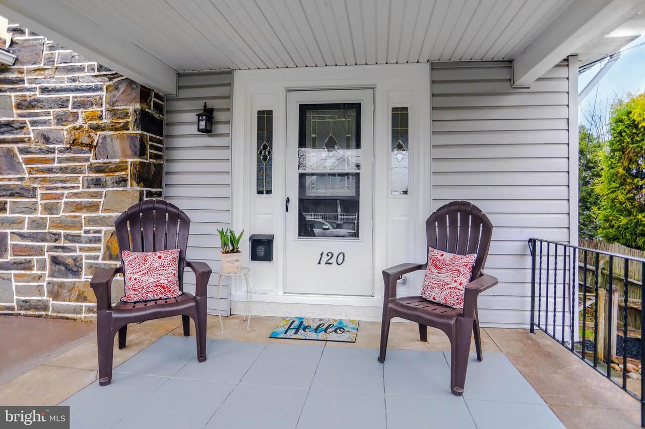 120 Marthart Avenue - Photo 1