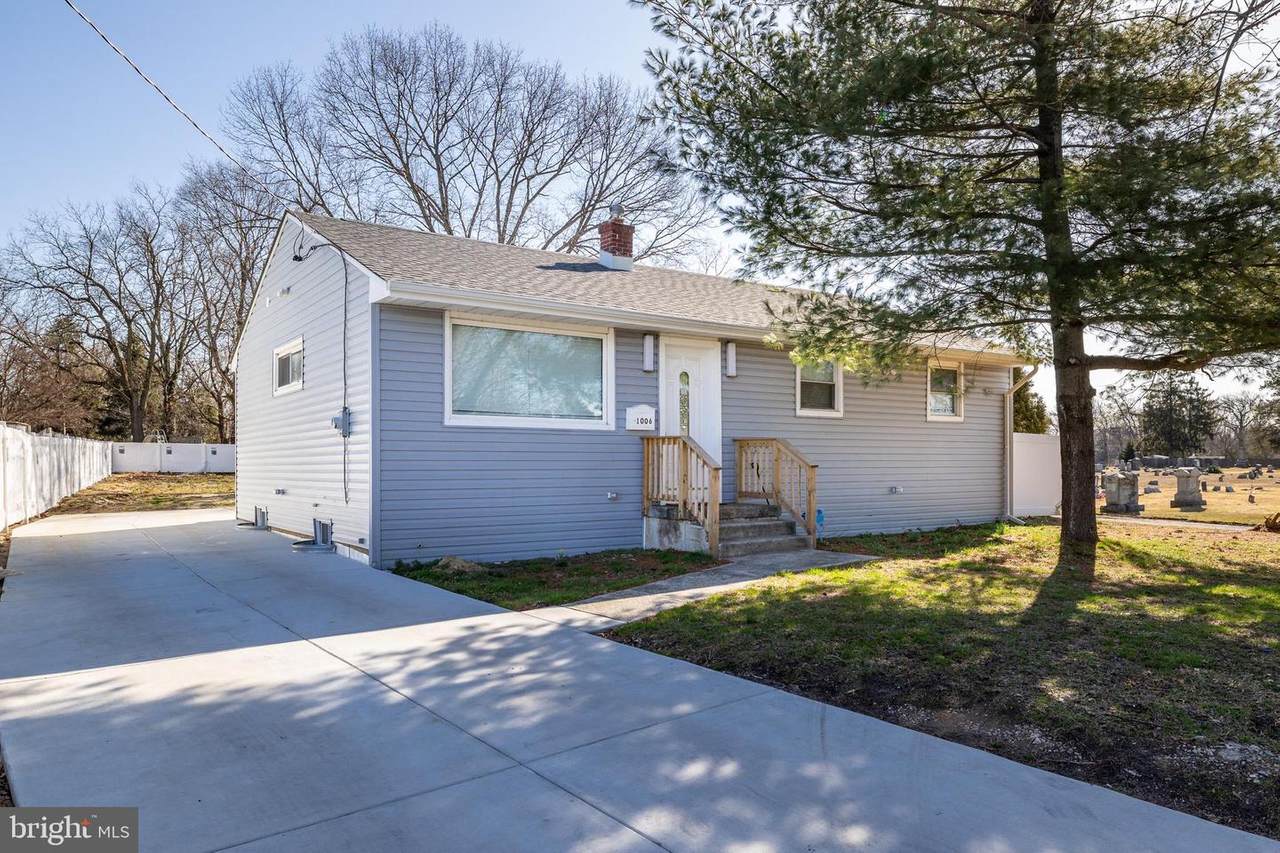 1006 Cinnaminson Avenue - Photo 1