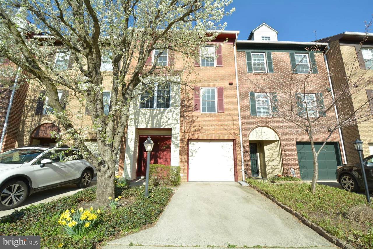 6112 Castletown Way - Photo 1