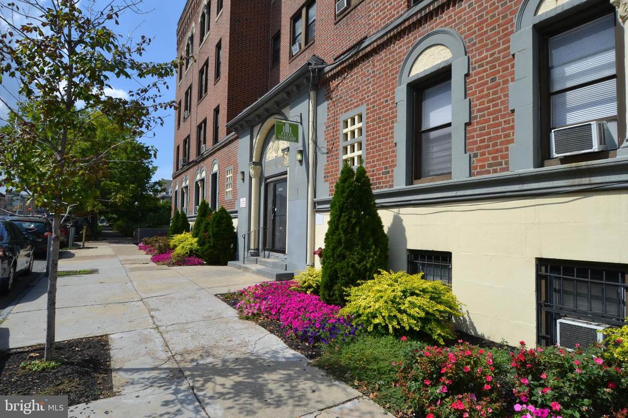 4701-4723 Walnut Street - Photo 1