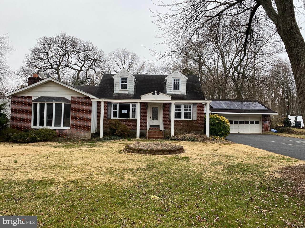 5817 Pine Hill Drive - Photo 1