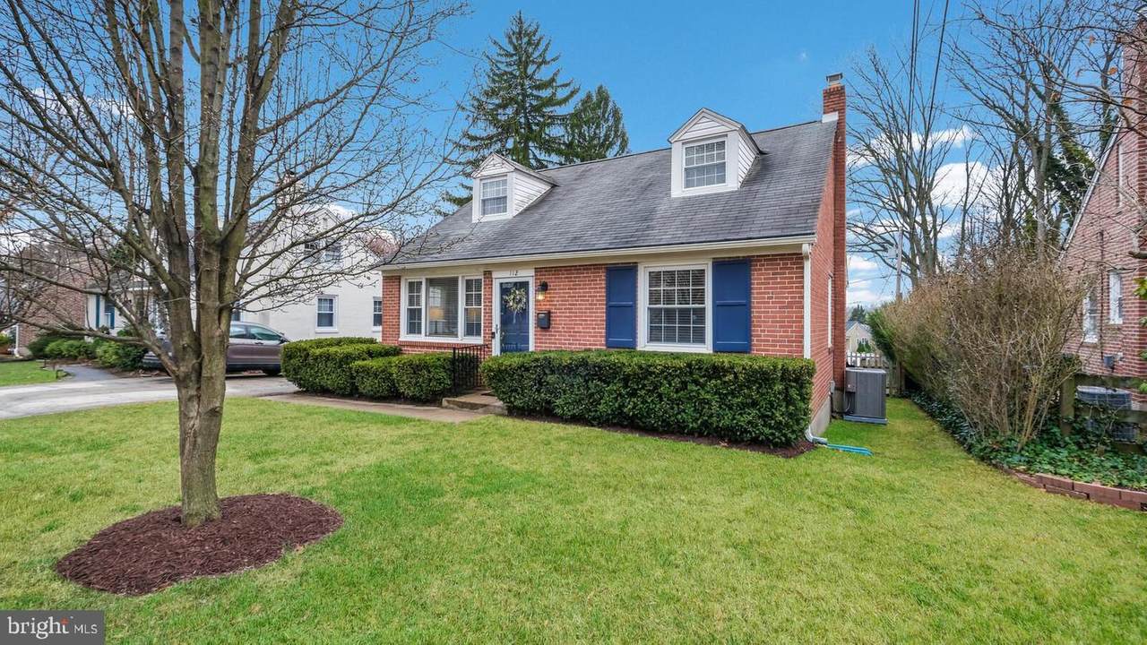 112 Hillview Drive - Photo 1