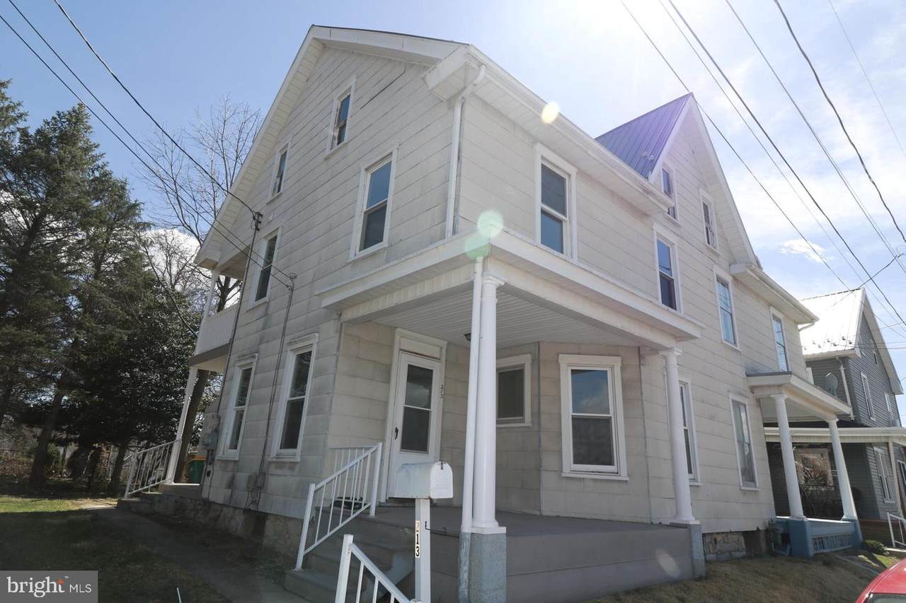 213 Walnut Street - Photo 1